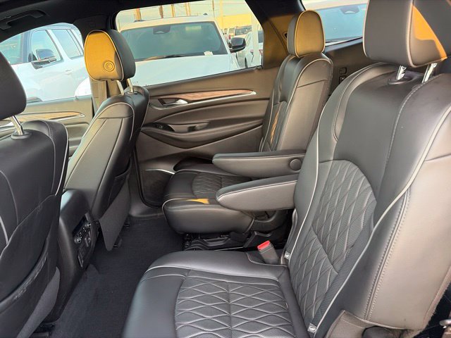Used 2023 Buick Enclave Avenir w/ Avenir Technology Package AWD/4WD image 6