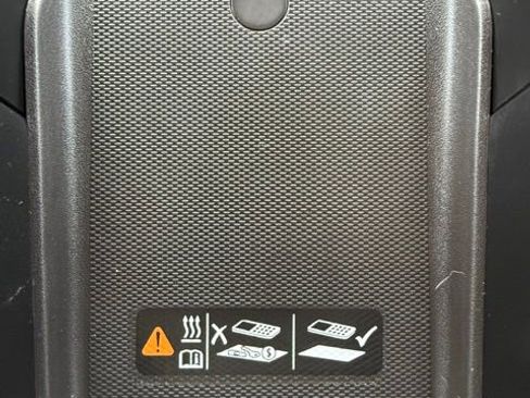 Used 2025 GMC Sierra 1500 Elevation w/ Elevation Premium Package image 30