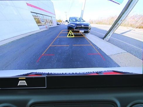 Used 2024 GMC Terrain AT4 image 14