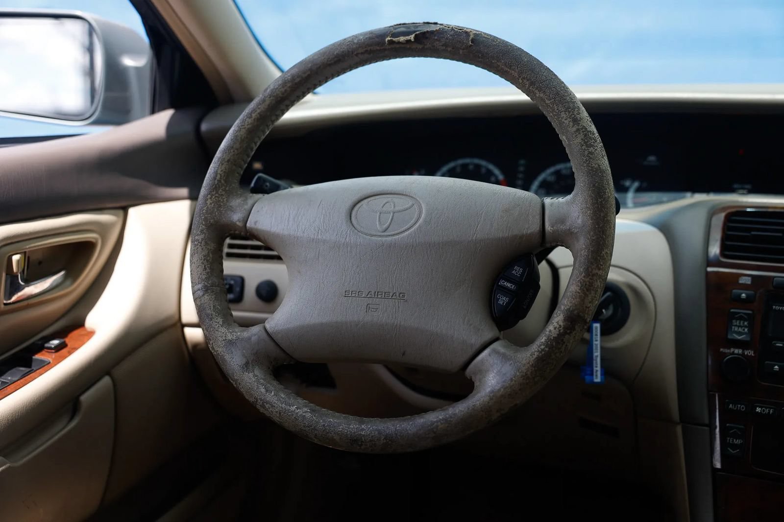 Used 2001 Toyota Avalon XLS w/ Option Pkg 5 FWD image 29