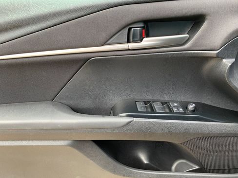 Used 2026 Toyota Camry LE FWD image 12