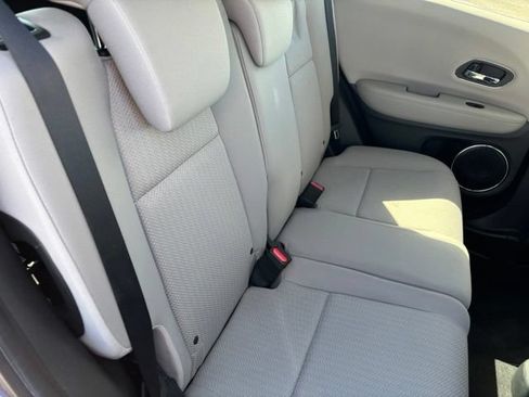 Used 2016 Honda HR-V EX image 21