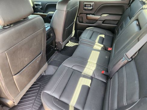 Used 2019 GMC Sierra 3500 Denali w/ Duramax Plus Package AWD/4WD image 32