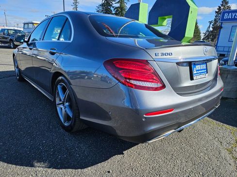 Used 2017 Mercedes-Benz E 300 4MATIC w/ Premium 1 Package image 3
