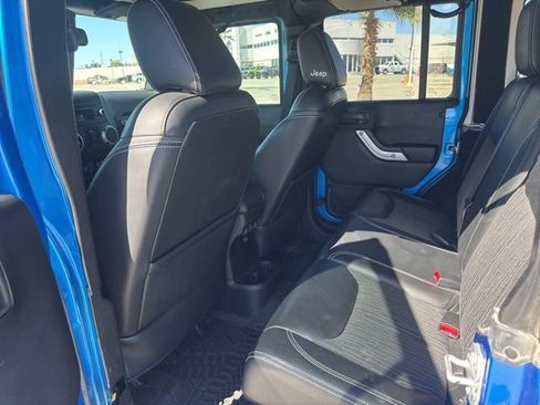 Used 2015 Jeep Wrangler Unlimited Sport image 9