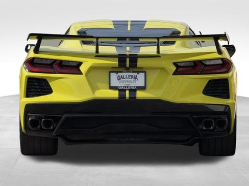 Used 2021 Chevrolet Corvette Stingray Coupe w/ Z51 Performance Package RWD image 6