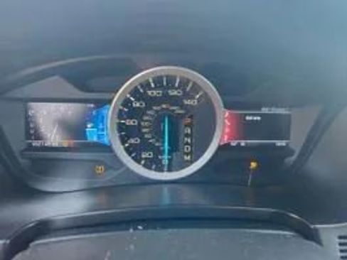 Used 2013 Ford Explorer XLT image 17