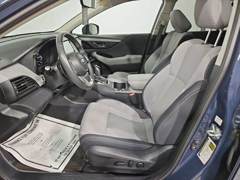 Certified 2025 Subaru Outback Premium AWD/4WD image 11