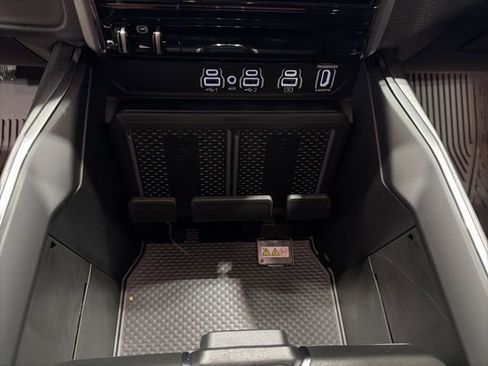 New 2026 RAM 1500 Laramie w/ Night Edition image 13