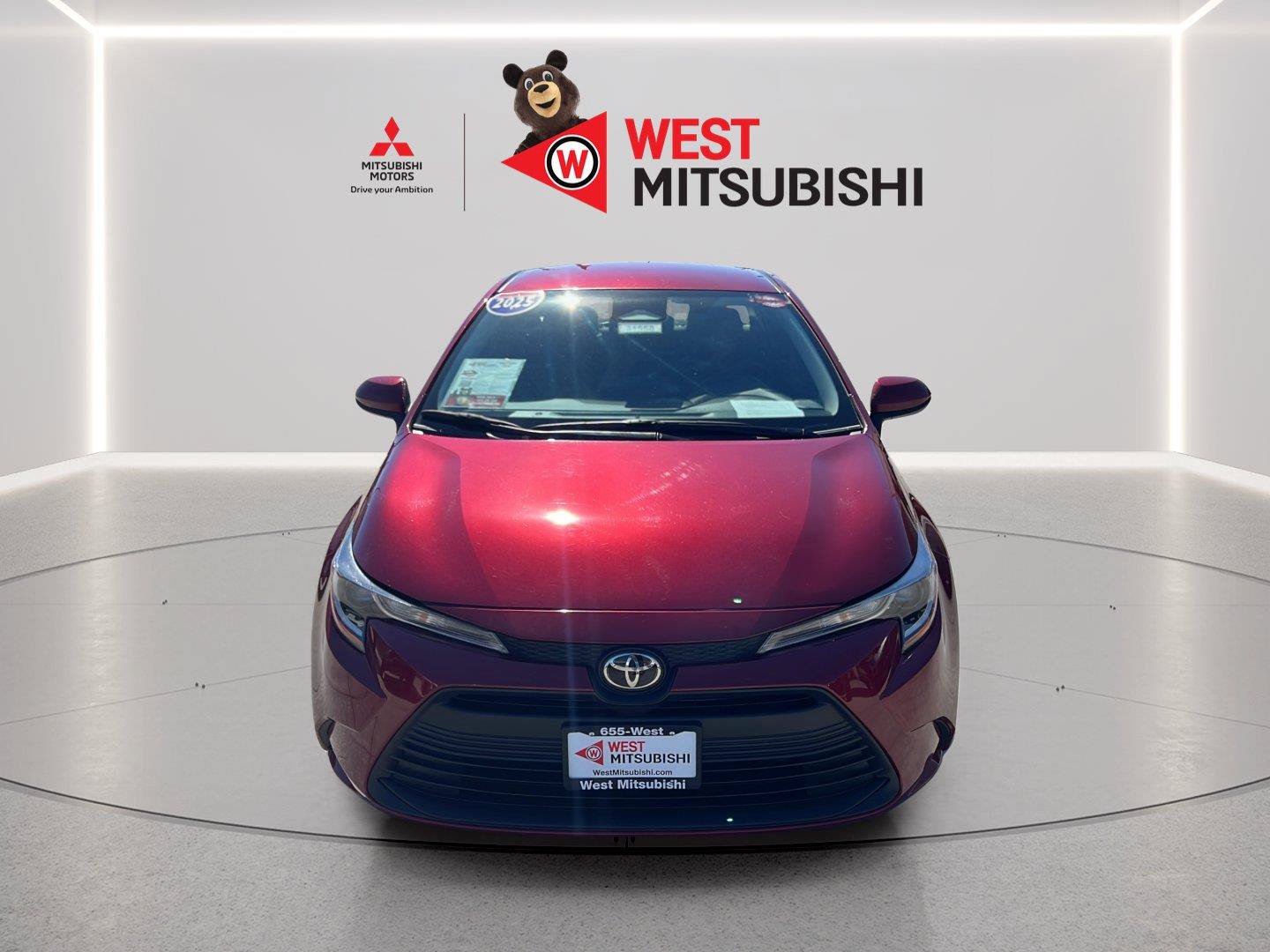 Used 2025 Toyota Corolla LE FWD image 8