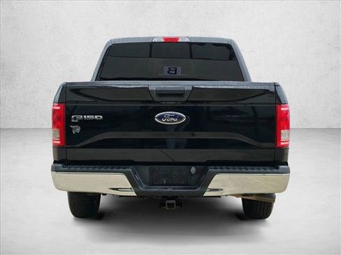 Used 2017 Ford F150 XLT image 6