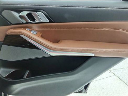 Used 2026 BMW X7 xDrive40i image 28