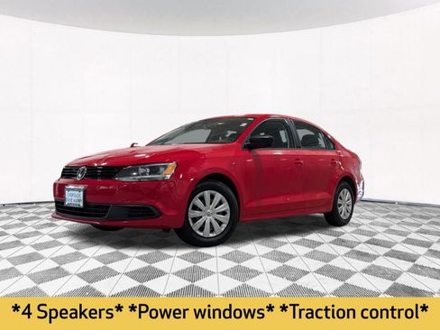 Used 2013 Volkswagen Jetta S image 2