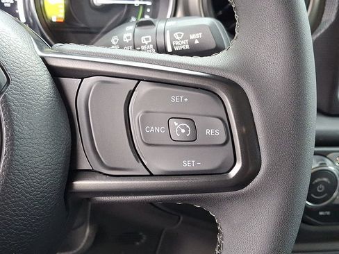 Used 2023 Jeep Wrangler Unlimited w/ Cold Weather Group AWD/4WD image 22
