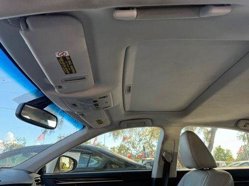 Used 2013 Lexus ES 350 w/ Luxury Pkg FWD image 49