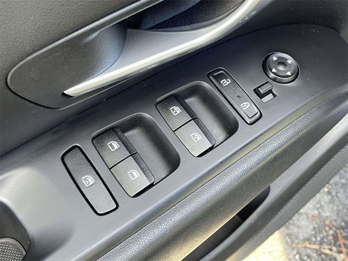 Certified 2024 Hyundai Santa Cruz SEL image 14