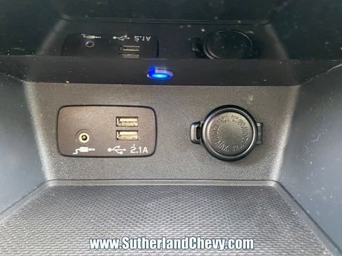 Used 2023 Subaru Forester Premium AWD/4WD image 27