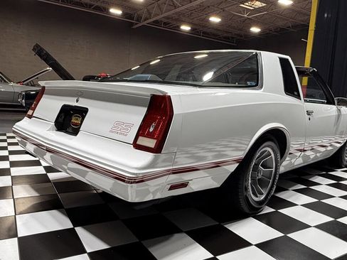 Used 1987 Chevrolet Monte Carlo SS image 11