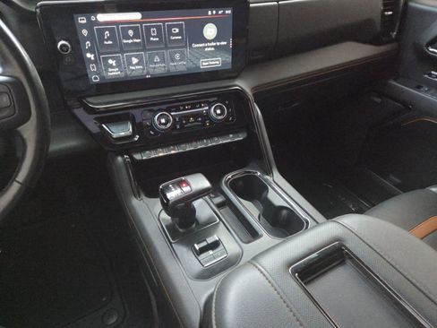 Used 2022 GMC Sierra 1500 AT4 w/ AT4 Premium Package image 38