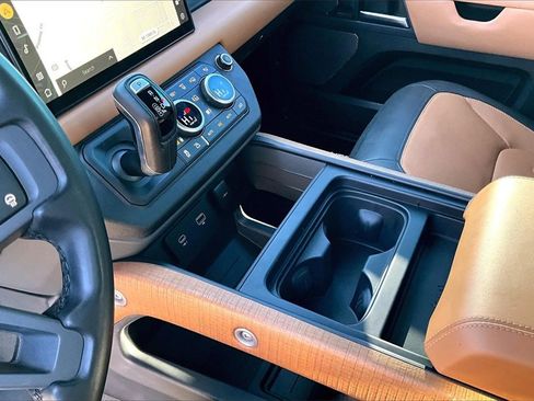 Used 2023 Land Rover Defender 110 X image 14