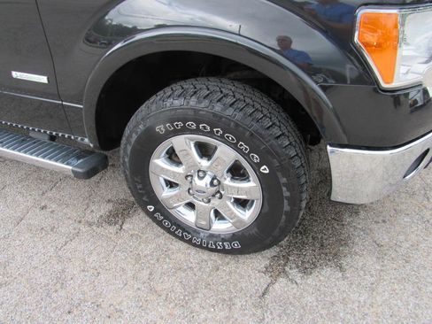 Used 2014 Ford F150 Lariat w/ Lariat Chrome Package AWD/4WD image 44