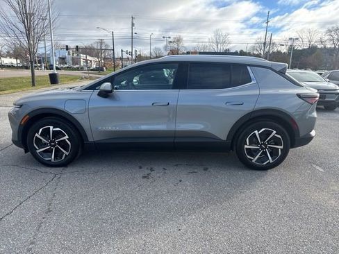 New 2026 Chevrolet Equinox EV LT w/ LPO, All-Weather Mat Package image 3