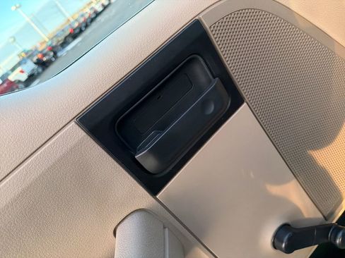 Used 2006 Ford F150 STX image 11