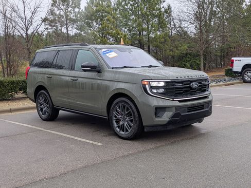 Certified 2025 Ford Expedition Platinum w/ Stealth Performance Package image 1