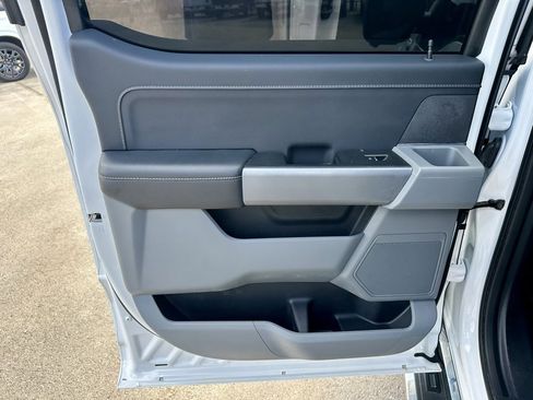 Used 2024 Ford F150 XLT image 28