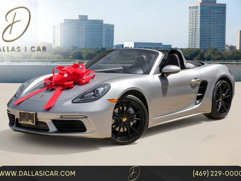 Used 2018 Porsche 718 Boxster image 1