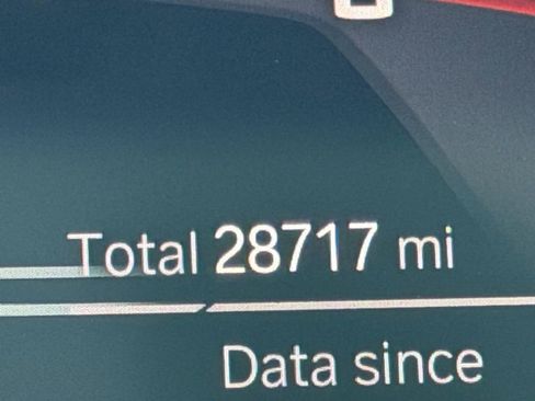 Used 2021 BMW M550i xDrive w/ Executive Package image 37