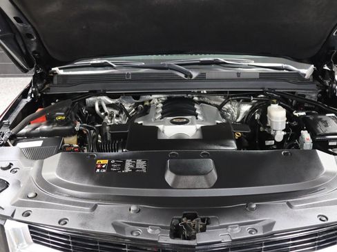 Used 2016 Cadillac Escalade ESV Luxury image 14