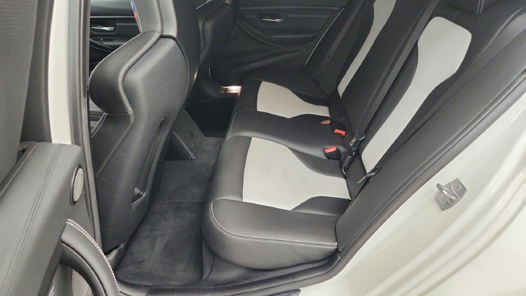 Used 2018 BMW M3 CS w/ Executive Package RWD image 46