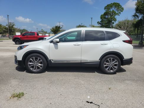 Used 2021 Honda CR-V Touring image 3