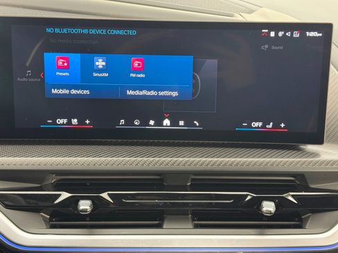 Used 2024 BMW XM image 28