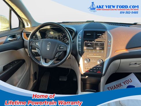 Used 2018 Lincoln MKC Select image 3