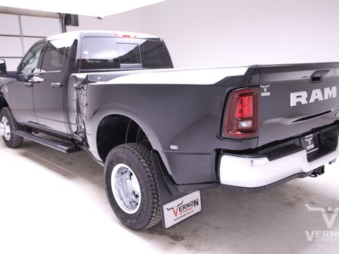 New 2026 RAM 3500 Tradesman AWD/4WD image 3