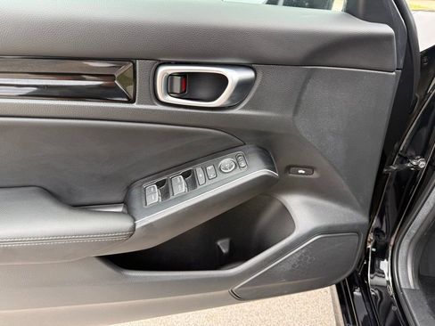 Used 2025 Honda Civic Sport Touring image 11