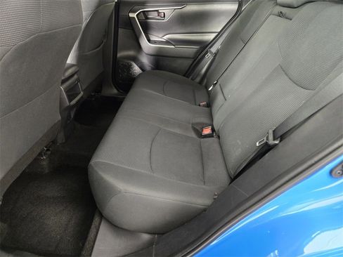 Used 2020 Toyota RAV4 LE image 47