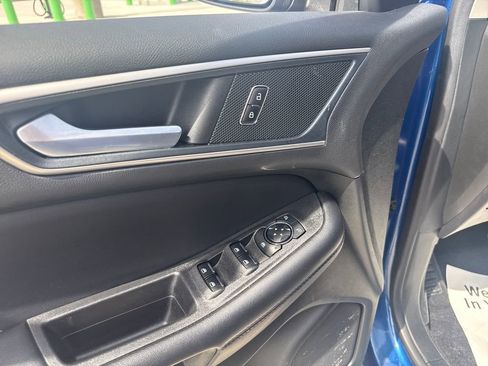 Used 2024 Ford Edge SEL w/ Convenience Package image 29