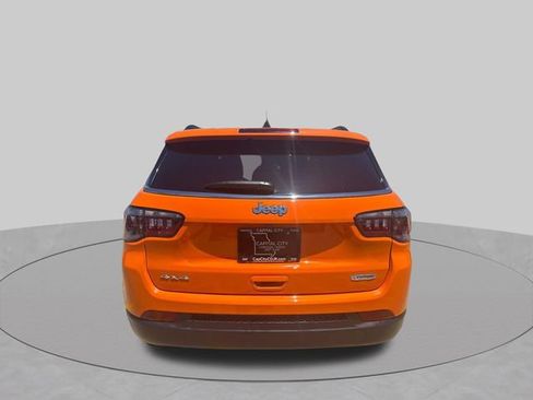 Used 2026 Jeep Compass Latitude AWD/4WD image 5