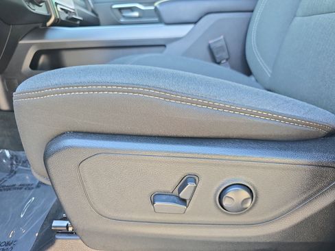 Used 2023 RAM 1500 Big Horn AWD/4WD image 25