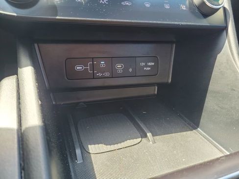 Used 2025 Hyundai Sonata Limited image 23