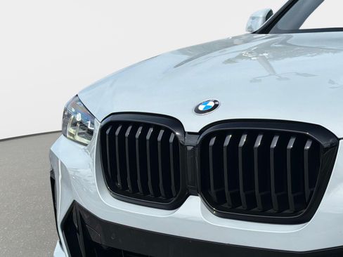 Used 2024 BMW X3 xDrive30i w/ M Sport Package AWD/4WD image 10