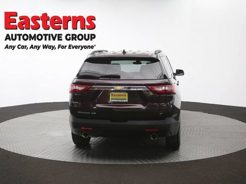 Used 2021 Chevrolet Traverse LT AWD/4WD image 38