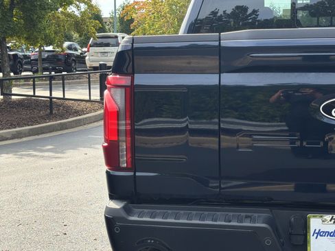 Used 2025 Ford F150 Lariat w/ Equipment Group 501A Mid AWD/4WD image 22