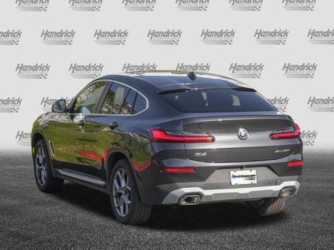 Certified 2025 BMW X4 xDrive30i image 7