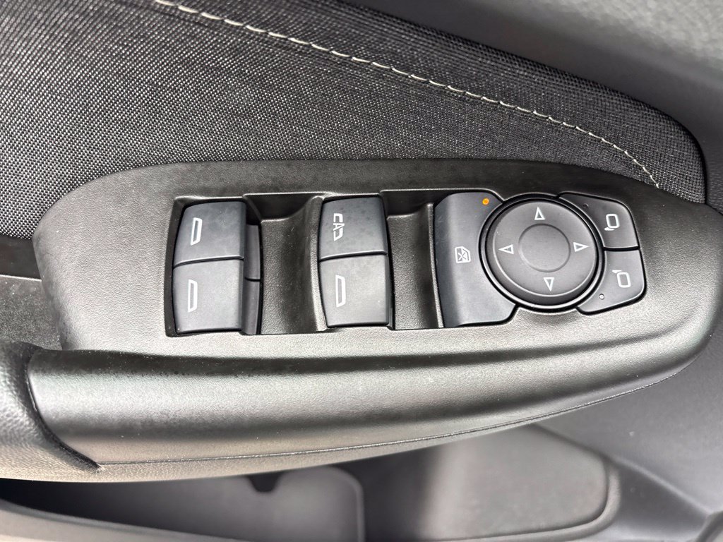 Used 2023 Chevrolet TrailBlazer ACTIV w/ Convenience Package AWD/4WD image 18