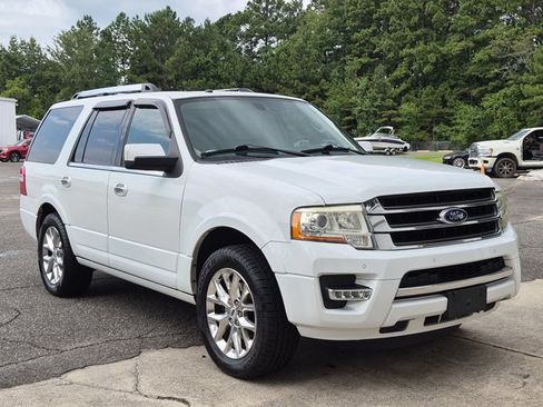 Used 2015 Ford Expedition Limited w/ Equipment Group 301A RWD image 3