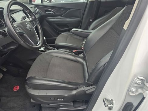 Used 2019 Buick Encore Preferred image 19